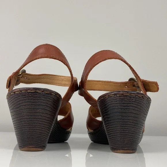 Born Belinda Open Toe Heeled Sandal Size 10 - Picture 6 of 16